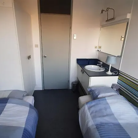 Zonnig In Uniek Gebouw デ ハーン