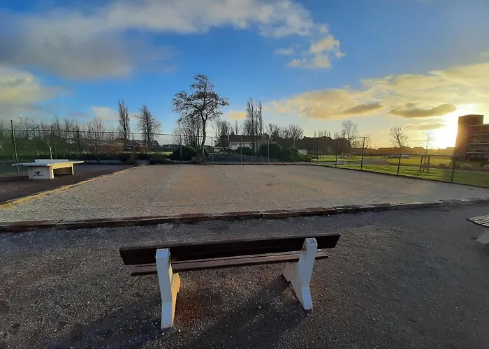 Appartement Zonnig In Uniek Gebouw De Haan